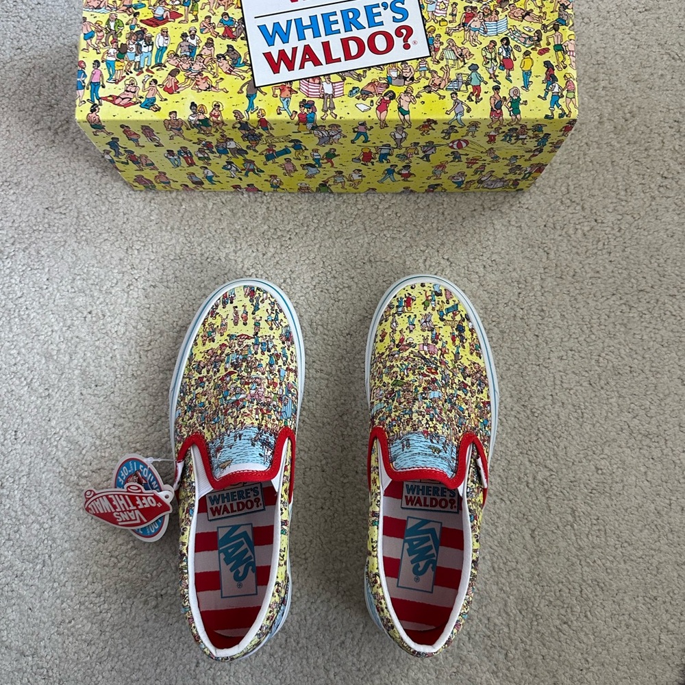 Vans Limited Edition Women’s Size 7.5 Where's Waldo Classic Slip-On- NWT